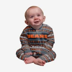 FOCO Chicago Bears Infant Family Holiday Pajamas
