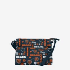FOCO Chicago Bears Logo Love Crossbody Purse