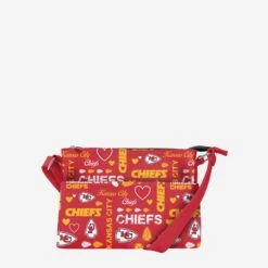 FOCO Kansas City Chiefs Logo Love Crossbody Purse