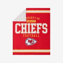 FOCO Kansas City Chiefs Team Property Sherpa Plush Throw Blanket
