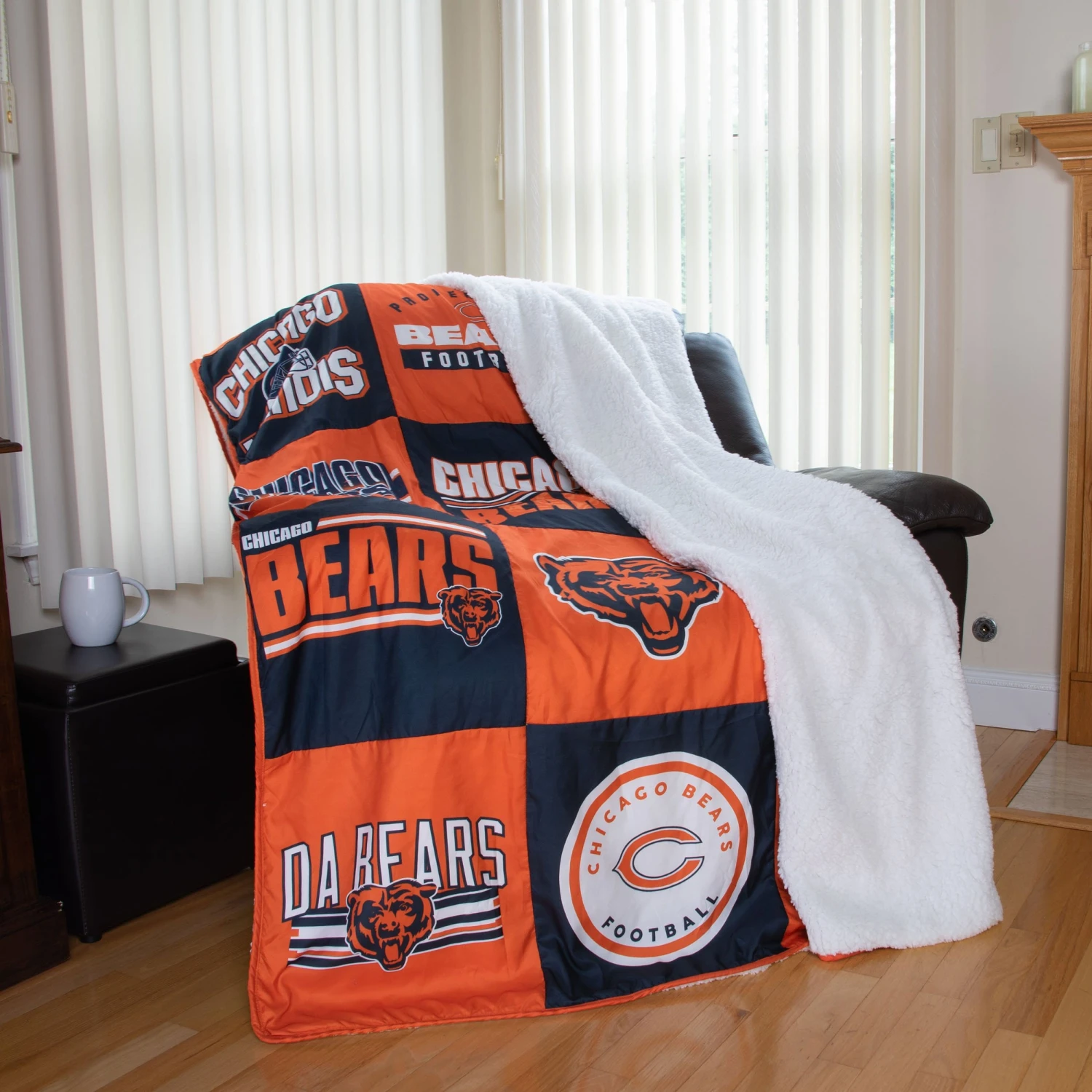 FOCO Chicago Bears Team Pride Patches Quilt 2 FOCO Chicago Bears Team Pride Patches Quilt - Image 2