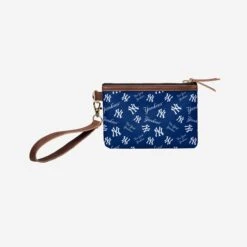 FOCO New York Yankees Printed Collection Repeat Logo Wristlet