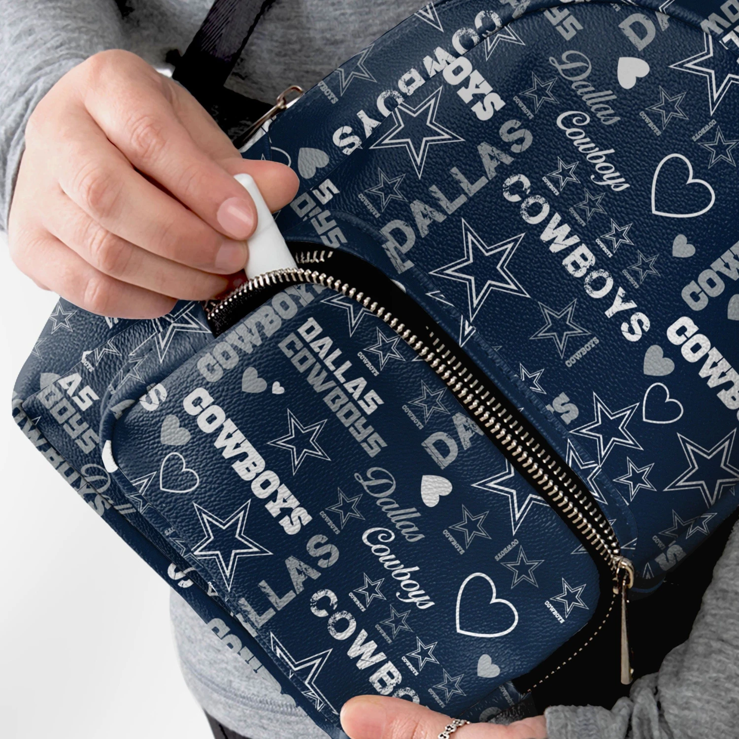 FOCO Dallas Cowboys Logo Love Mini Backpack 3 FOCO Dallas Cowboys Logo Love Mini Backpack - Image 3