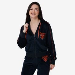 FOCO Chicago Bears Womens Velour Zip Up Top