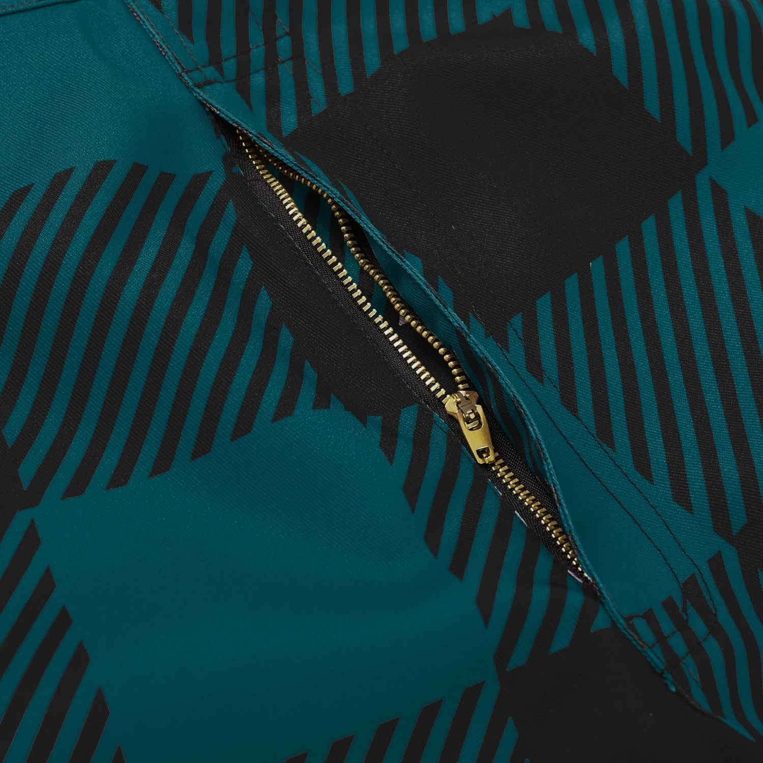 FOCO Philadelphia Eagles Mens Plaid Bib Overalls 6 FOCO Philadelphia Eagles Mens Plaid Bib Overalls - Image 6