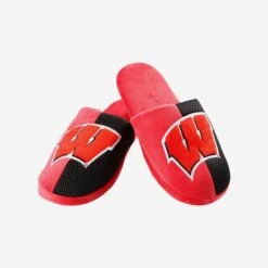 FOCO Wisconsin Badgers Team Logo Staycation Slipper -Fashion General Store SLPNCTLSYWI g3