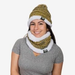 FOCO Green Bay Packers Womens Color Wave Chunky Beanie & Gaiter Scarf Set