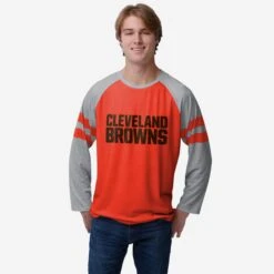 FOCO Cleveland Browns Team Stripe Wordmark Raglan T-Shirt