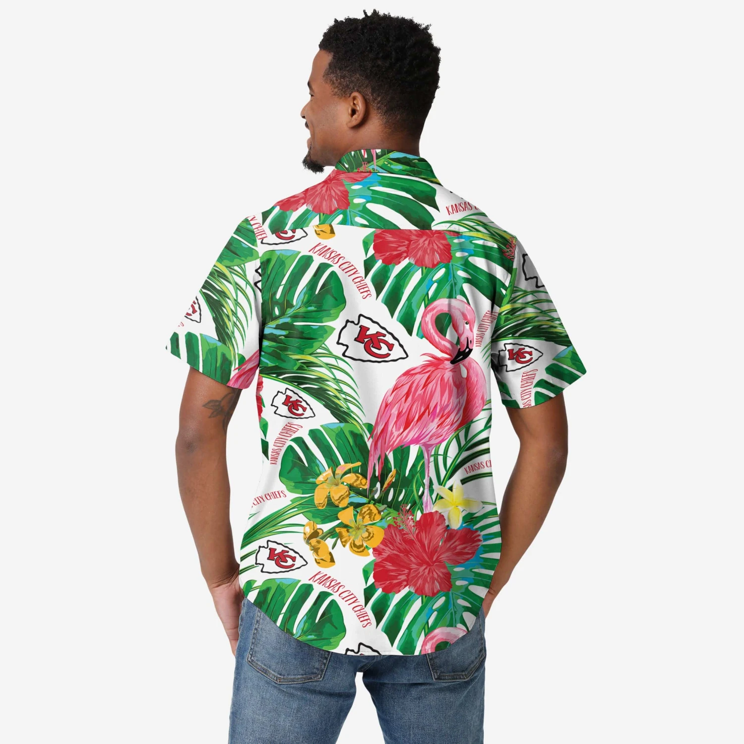 FOCO Kansas City Chiefs Flamingo Button Up Shirt 2 FOCO Kansas City Chiefs Flamingo Button Up Shirt - Image 2